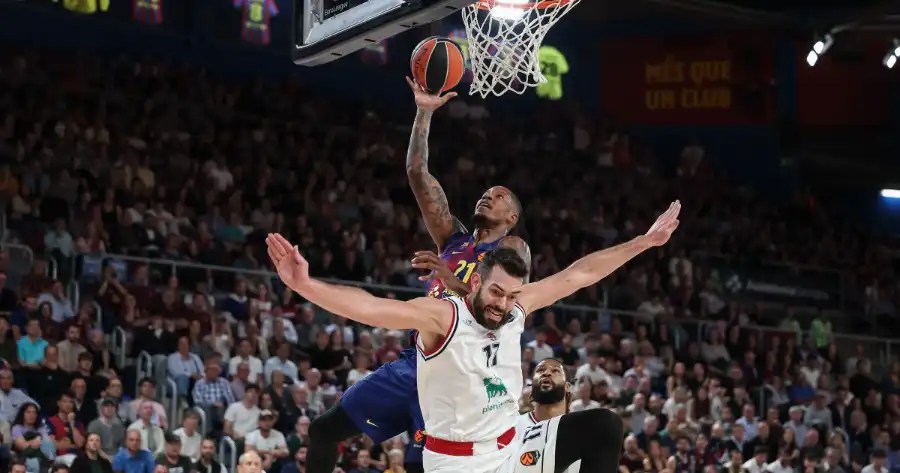 Barcelona vs Armani Milan